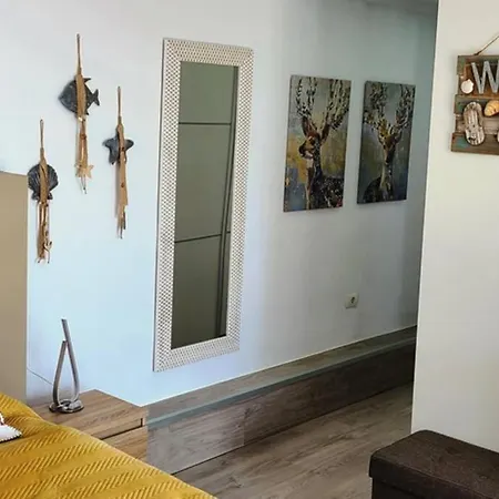 شقة Sehr Sonnige Neue Ferienwohnung In Ruhiger Lage