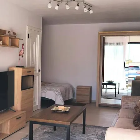 Sehr Sonnige Neue Ferienwohnung In Ruhiger Lage