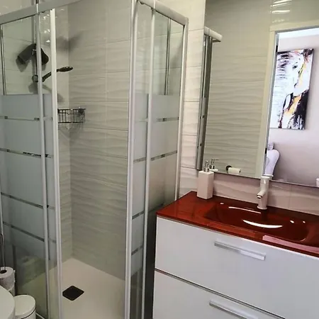 Sehr Sonnige Neue Ferienwohnung In Ruhiger Lage