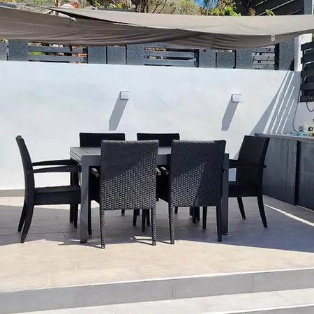 Sehr Sonnige Neue Ferienwohnung In Ruhiger Lage *